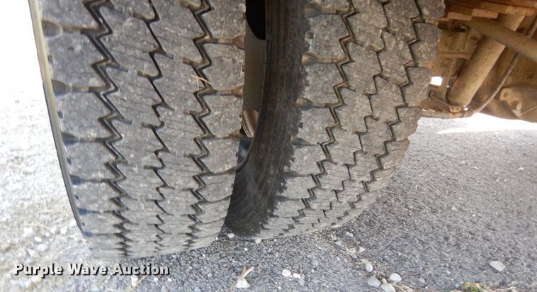 image for item IT9162 2010 Ford F550 Super Duty XL  Crew Cab utility / service truck