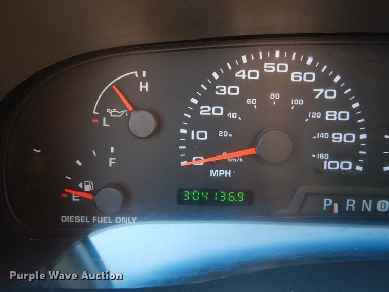 image for item IT9166 2002 Ford F250 Super Duty XLT  SuperCab pickup truck