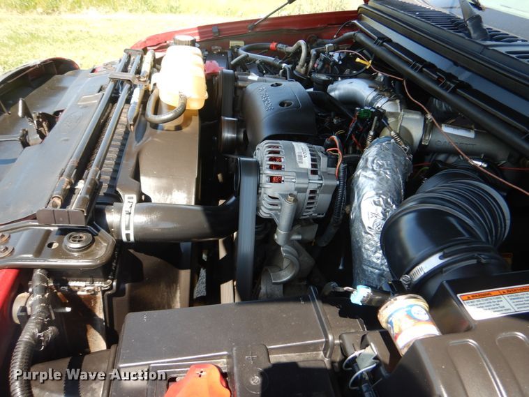 image for item IT9166 2002 Ford F250 Super Duty XLT  SuperCab pickup truck