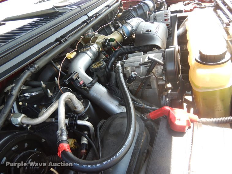 image for item IT9166 2002 Ford F250 Super Duty XLT  SuperCab pickup truck