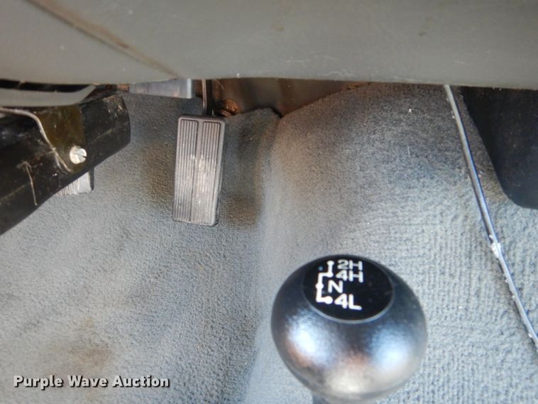 image for item IT9167 2003 Ford F350 Super Duty Lariat  Crew Cab pickup truck