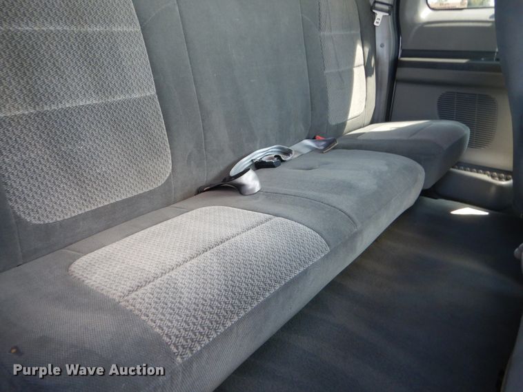 image for item IT9169 2002 Ford F250 Super Duty XLT  SuperCab pickup truck