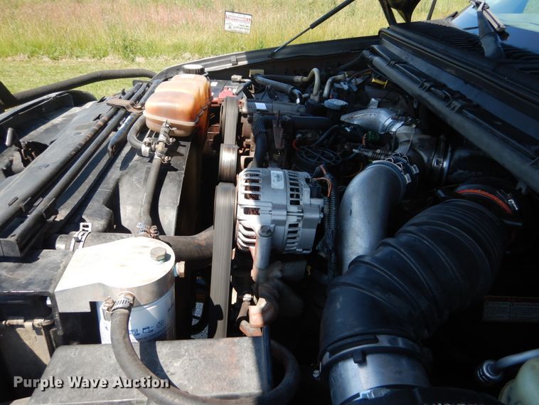 image for item IT9169 2002 Ford F250 Super Duty XLT  SuperCab pickup truck