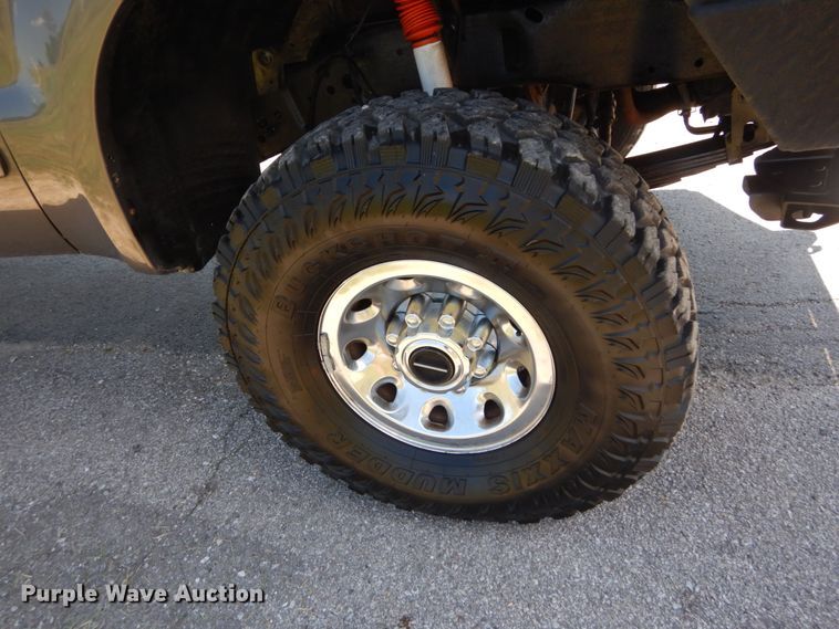 image for item IT9169 2002 Ford F250 Super Duty XLT  SuperCab pickup truck