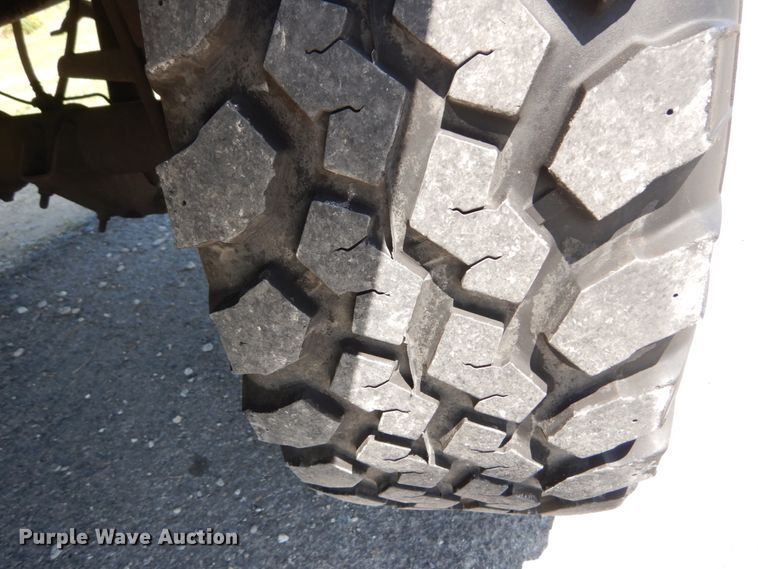 image for item IT9169 2002 Ford F250 Super Duty XLT  SuperCab pickup truck