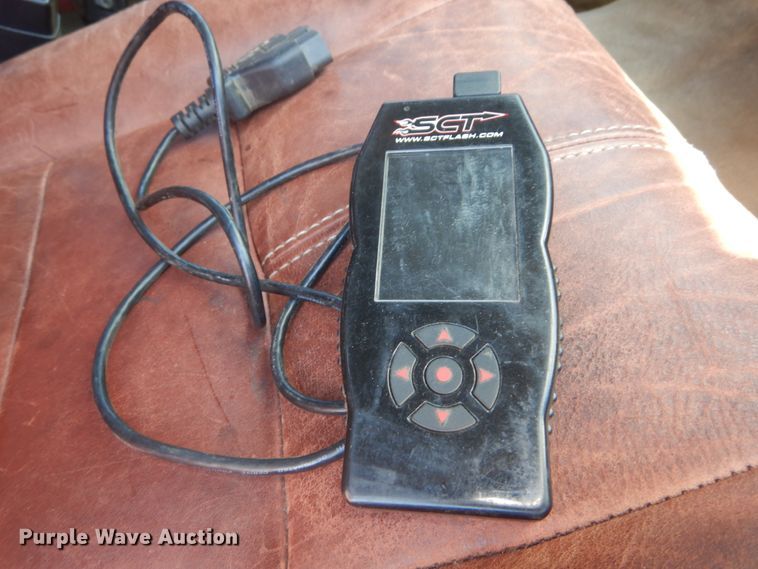 image for item IT9174 2008 Ford F350 Super Duty  Crew Cab pickup truck