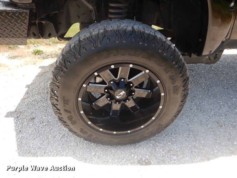 image for item IT9174 2008 Ford F350 Super Duty  Crew Cab pickup truck