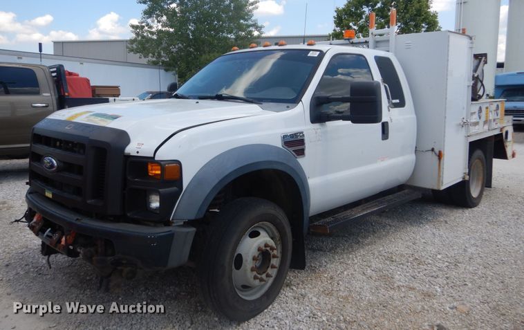 image for item IT9175 2009 Ford F550 Super Duty  SuperCab utility / service truck