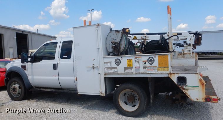 image for item IT9175 2009 Ford F550 Super Duty  SuperCab utility / service truck