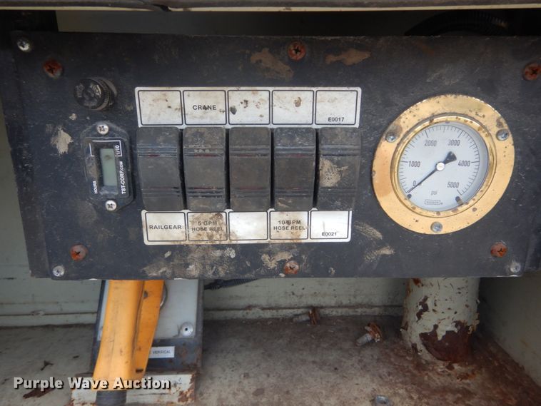 image for item IT9175 2009 Ford F550 Super Duty  SuperCab utility / service truck