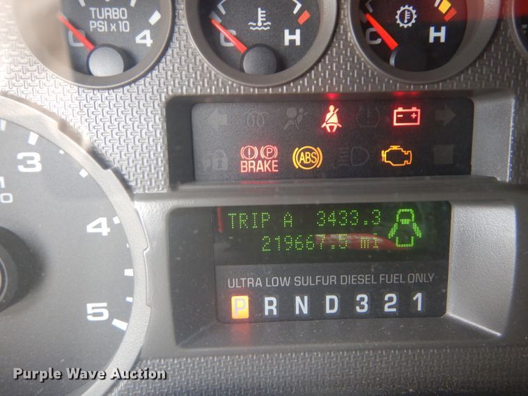 image for item IT9175 2009 Ford F550 Super Duty  SuperCab utility / service truck