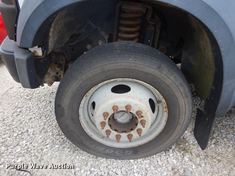 image for item IT9175 2009 Ford F550 Super Duty  SuperCab utility / service truck