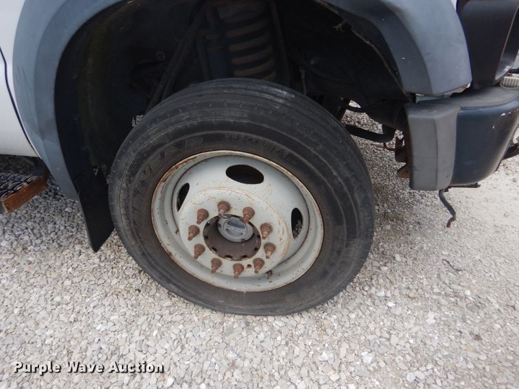 image for item IT9175 2009 Ford F550 Super Duty  SuperCab utility / service truck