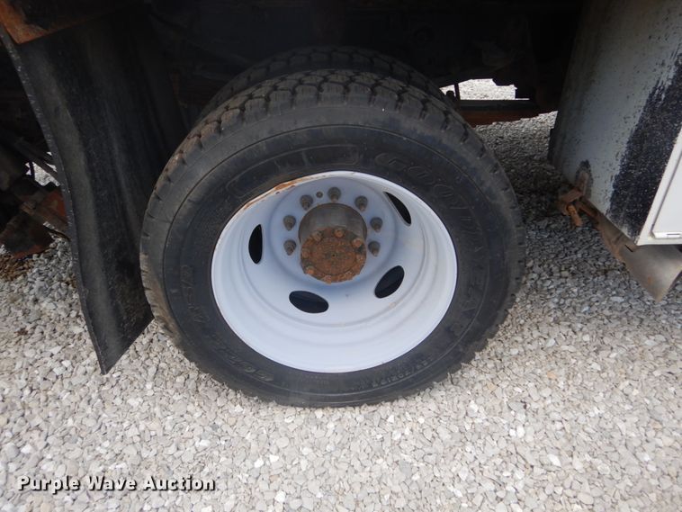 image for item IT9175 2009 Ford F550 Super Duty  SuperCab utility / service truck