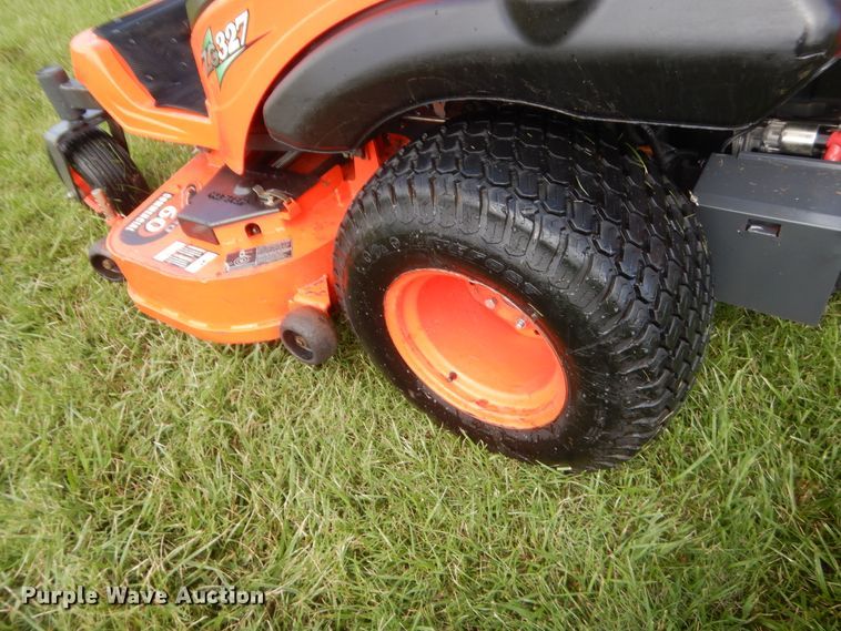 image for item IT9541 Kubota ZG327  ZTR lawn mower