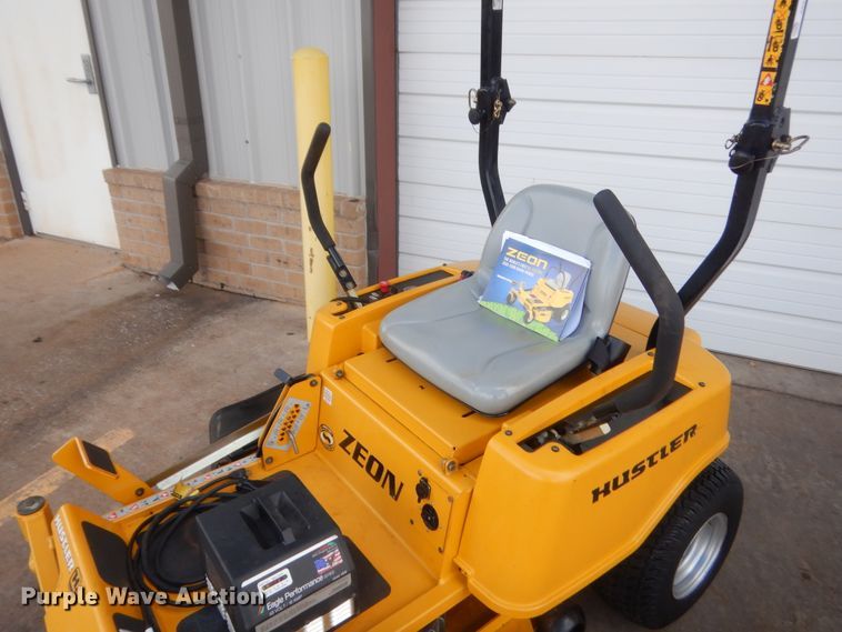 image for item IT9544 Hustler Zeon 929141  ZTR lawn mower