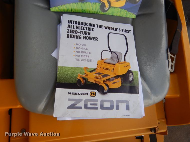 image for item IT9544 Hustler Zeon 929141  ZTR lawn mower