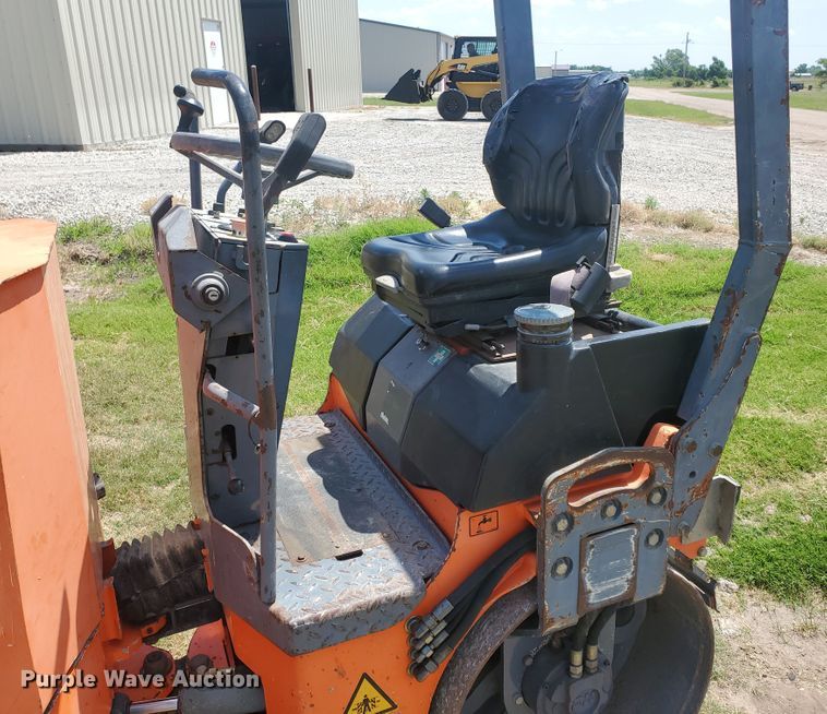 image for item IX9947 2004 Hamm HD10  double drum vibratory roller