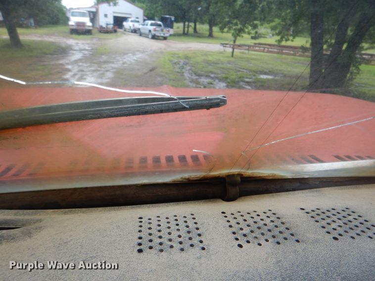 image for item IY9487 1980 GMC 7000  winch truck