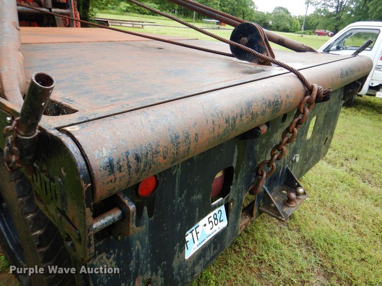 image for item IY9487 1980 GMC 7000  winch truck