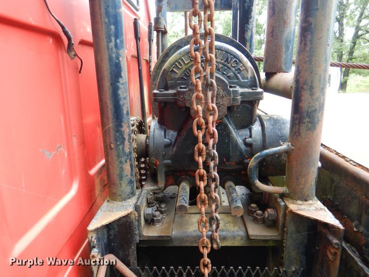 image for item IY9487 1980 GMC 7000  winch truck