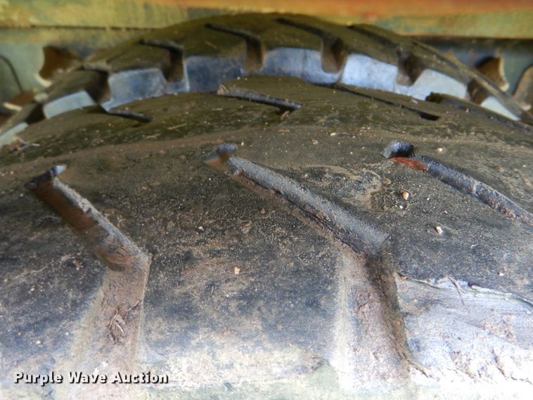 image for item IY9487 1980 GMC 7000  winch truck