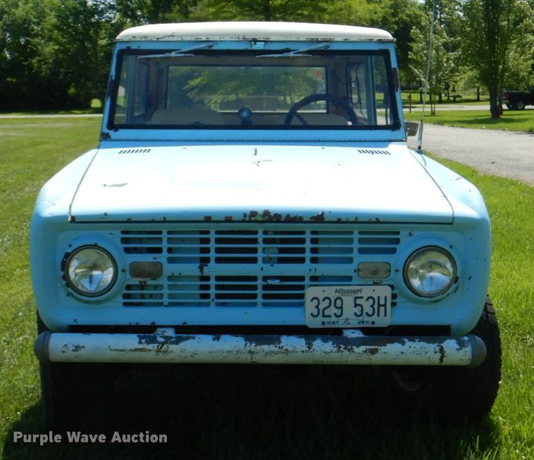 image for item JY9899 1967 Ford Bronco  SUV