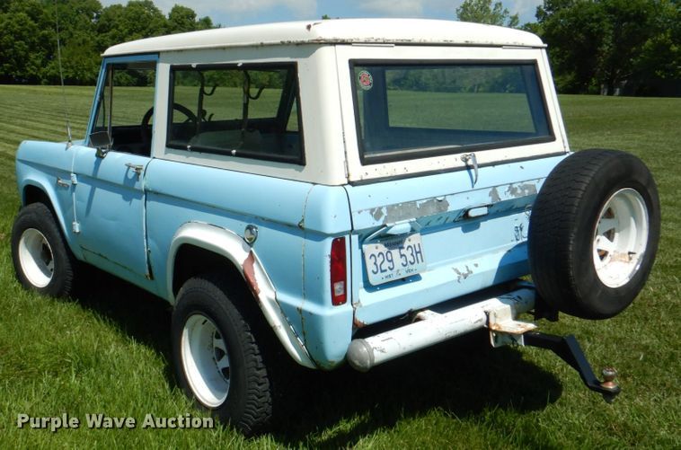 image for item JY9899 1967 Ford Bronco  SUV