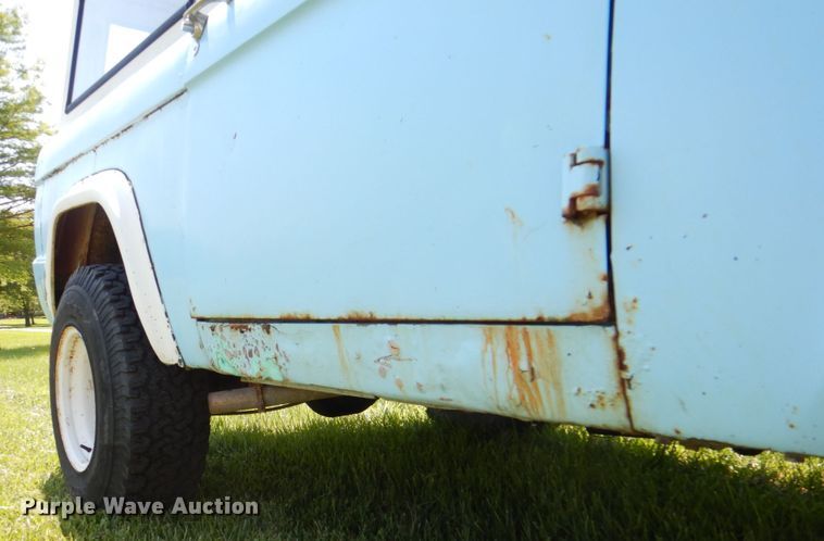 image for item JY9899 1967 Ford Bronco  SUV