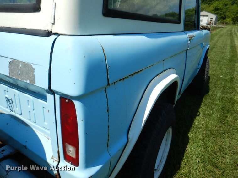 image for item JY9899 1967 Ford Bronco  SUV