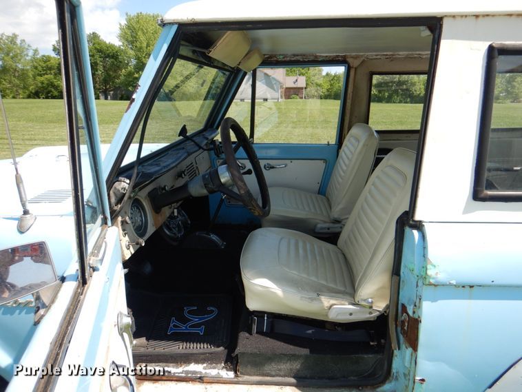 image for item JY9899 1967 Ford Bronco  SUV