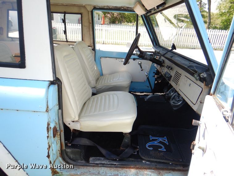 image for item JY9899 1967 Ford Bronco  SUV