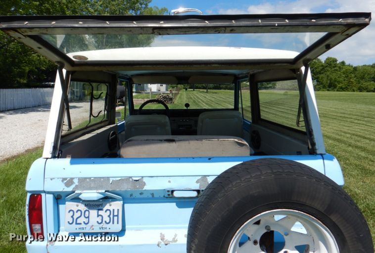 image for item JY9899 1967 Ford Bronco  SUV