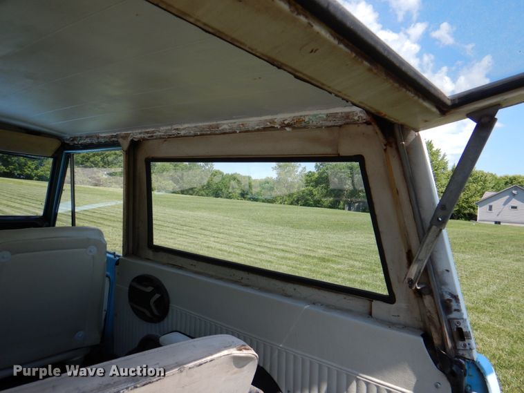 image for item JY9899 1967 Ford Bronco  SUV