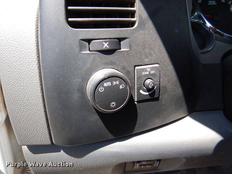 image for item JY9902 2009 Chevrolet Silverado 2500HD  pickup truck