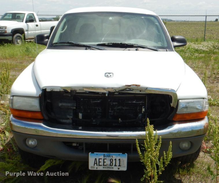 image for item JY9904 2004 Dodge Dakota  Club Cab pickup truck