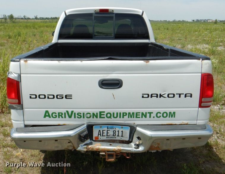 image for item JY9904 2004 Dodge Dakota  Club Cab pickup truck