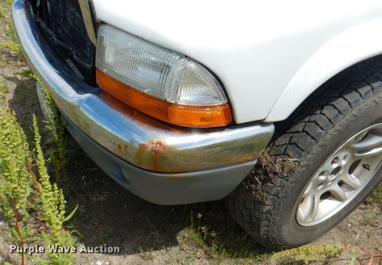 image for item JY9904 2004 Dodge Dakota  Club Cab pickup truck