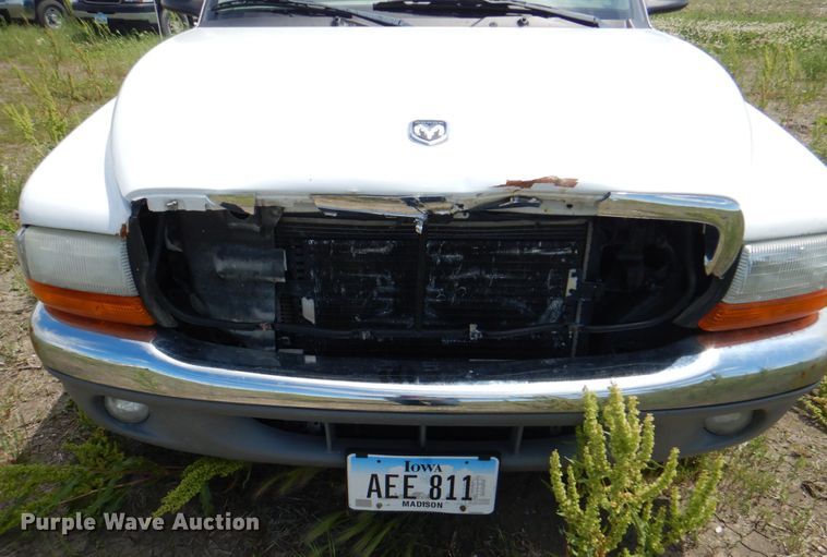 image for item JY9904 2004 Dodge Dakota  Club Cab pickup truck