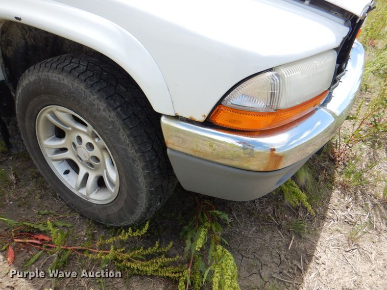 image for item JY9904 2004 Dodge Dakota  Club Cab pickup truck