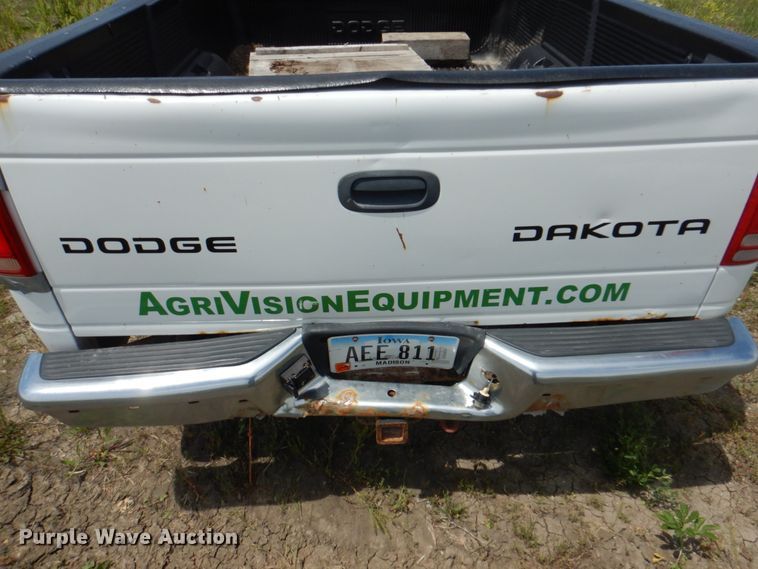 image for item JY9904 2004 Dodge Dakota  Club Cab pickup truck