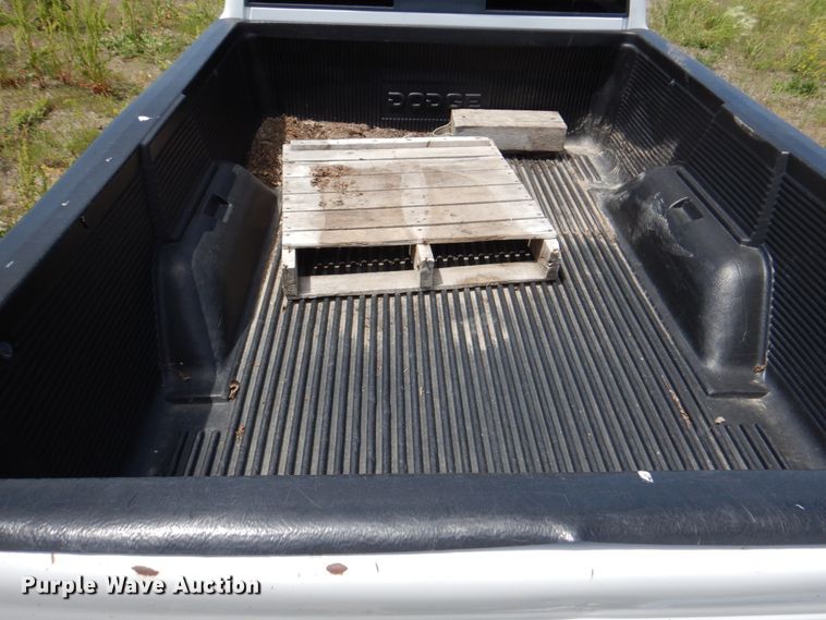 image for item JY9904 2004 Dodge Dakota  Club Cab pickup truck