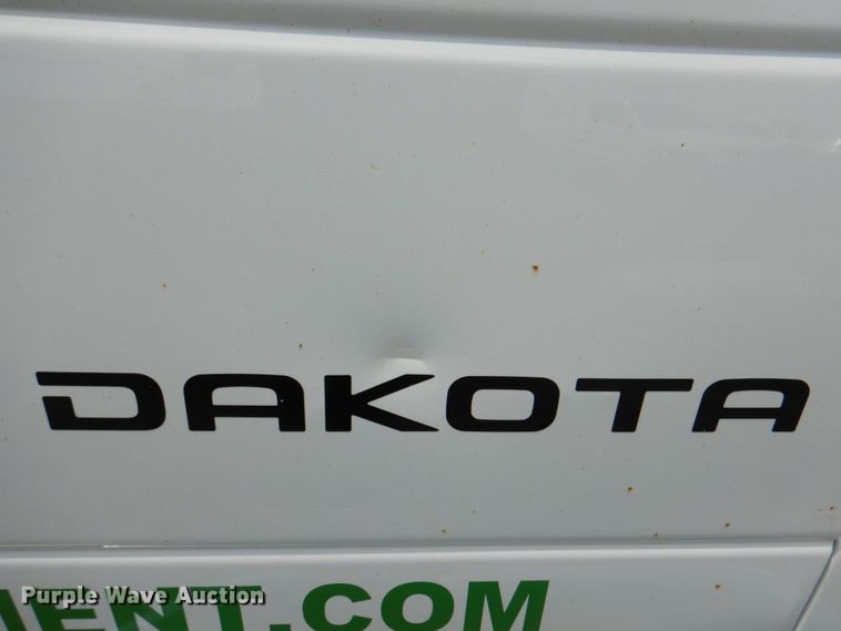 image for item JY9904 2004 Dodge Dakota  Club Cab pickup truck