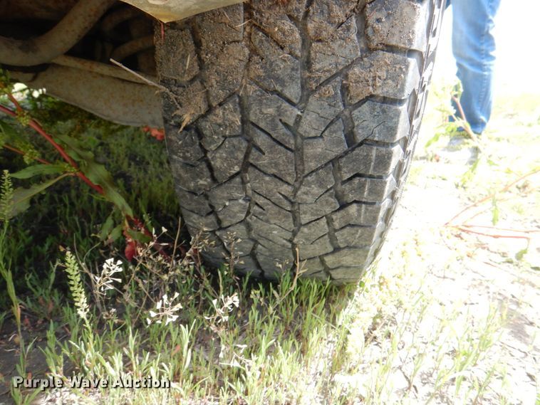 image for item JY9904 2004 Dodge Dakota  Club Cab pickup truck