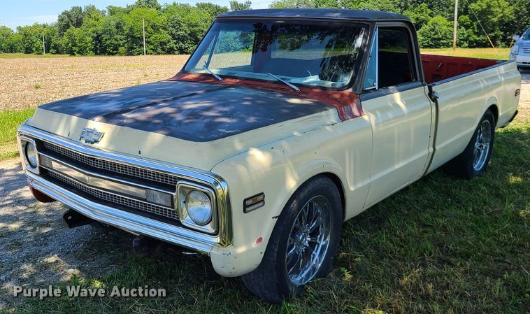 image for item L1403 1970 Chevrolet C1500  pickup truck