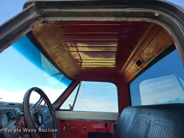 image for item L1403 1970 Chevrolet C1500  pickup truck