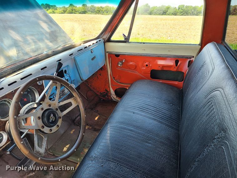 image for item L1403 1970 Chevrolet C1500  pickup truck