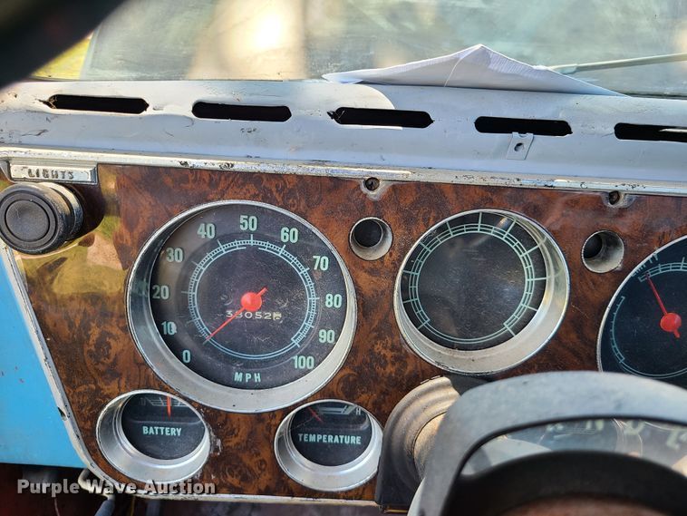 image for item L1403 1970 Chevrolet C1500  pickup truck