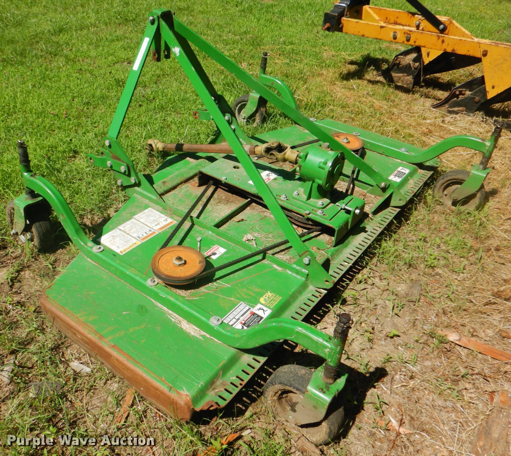 Frontier finish mower in Tulsa, OK Item IY9496 sold Purple Wave