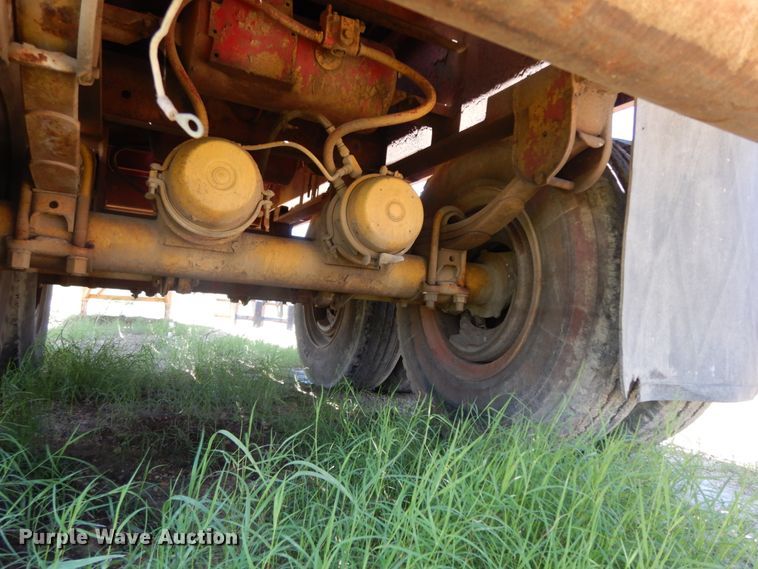 image for item DC2079 1978 Lufkin  flatbed trailer